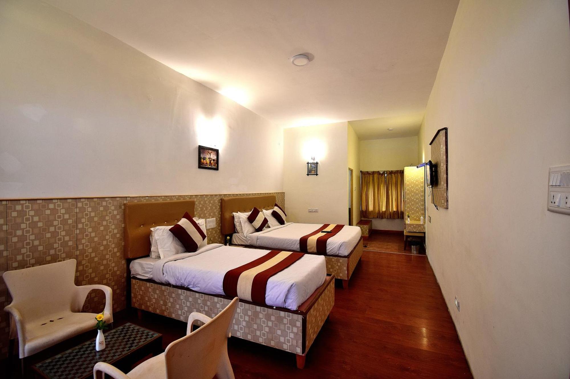 New Carnival Hotel Kodaikanal Exterior photo